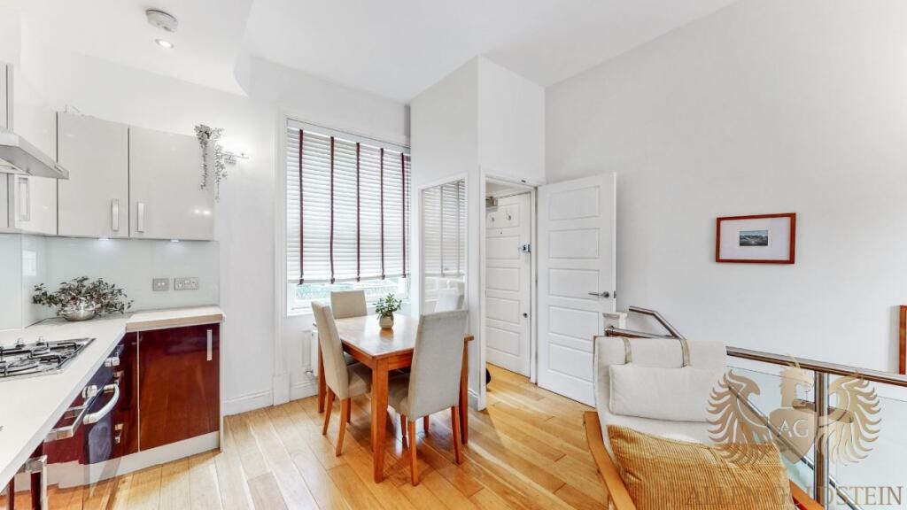 3 bed Apartment for rent in London. From Allen Goldstein