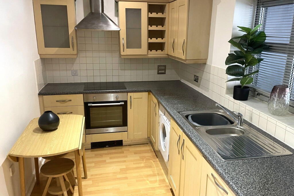 1 bed 1st Floor Flat for rent in Birmingham. From Morgan Aps Sales & Lettings - Worcester