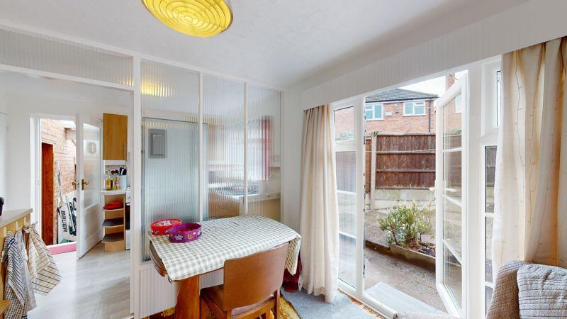 3 bed Semi Detached for rent in Birmingham. From Amber Court Lettings - Selly Oak