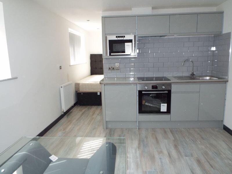 1 bed 1st Floor Flat for rent in Birmingham. From Amber Court Lettings - Selly Oak 1 bed 1st Floor Flat for rent in Birmingham. From Amber Court Lettings - Selly Oak