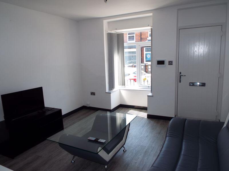 1 bed 1st Floor Flat for rent in Birmingham. From Amber Court Lettings - Selly Oak