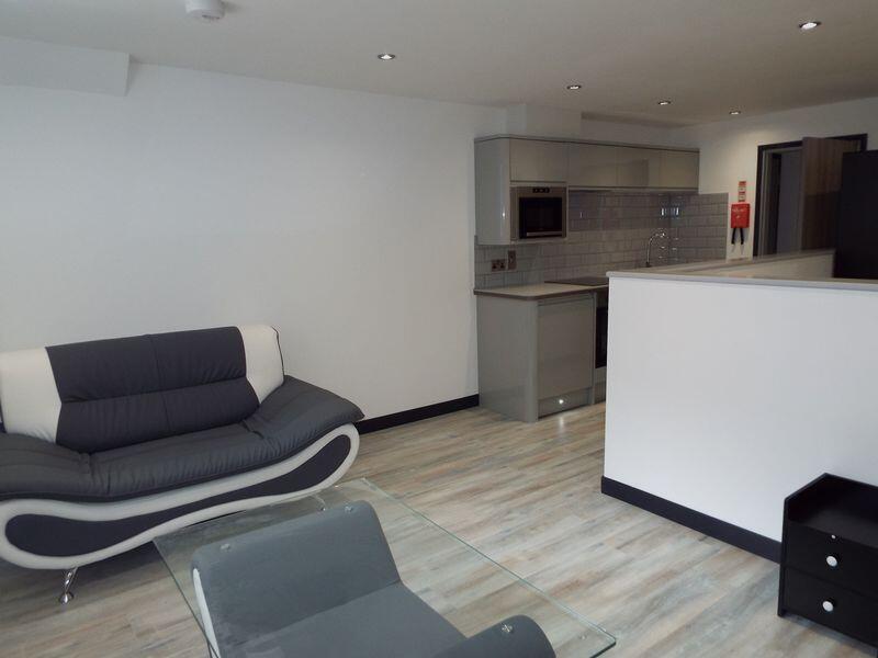 1 bed 1st Floor Flat for rent in Birmingham. From Amber Court Lettings - Selly Oak