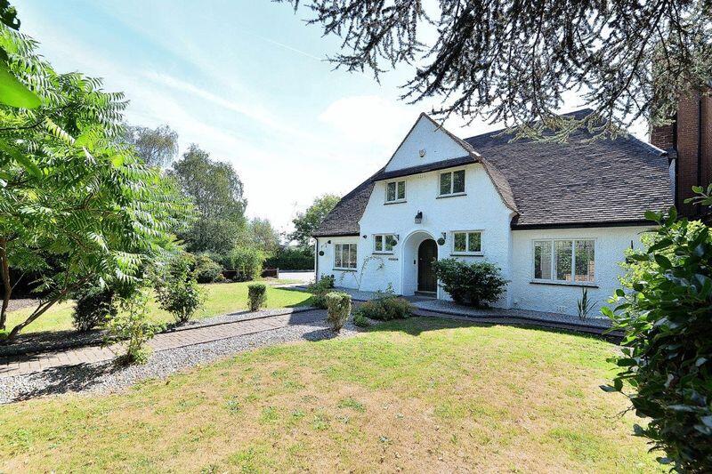 7 bed Detached for rent in Birmingham. From Amber Court Lettings - Selly Oak