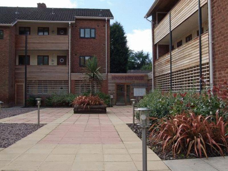 1 bed 1st Floor Flat for rent in Smethwick. From Amber Court Lettings - Selly Oak