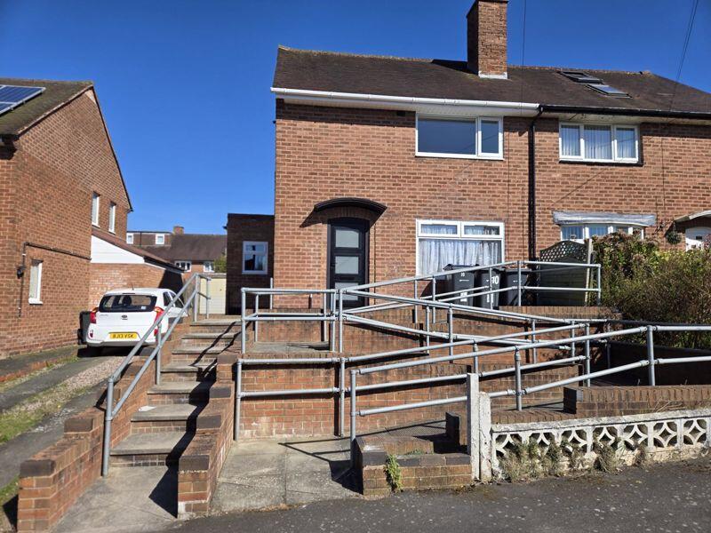 3 bed Semi Detached for rent in Hunnington. From Amber Court Lettings - Selly Oak