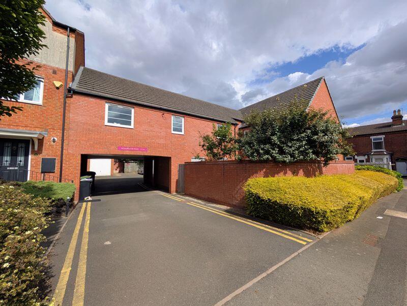 2 bed 1st Floor Flat for rent in Birmingham. From Amber Court Lettings - Selly Oak