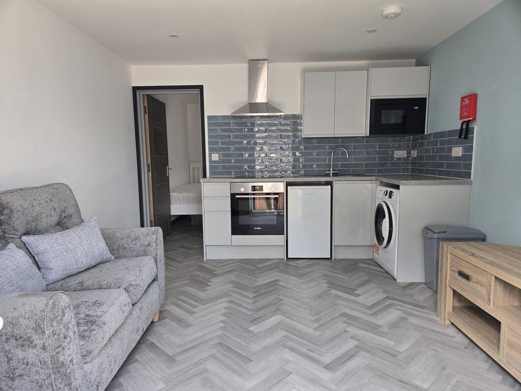 1 bed Coach House for rent in Birmingham. From Amber Court Lettings - Selly Oak 1 bed Coach House for rent in Birmingham. From Amber Court Lettings - Selly Oak