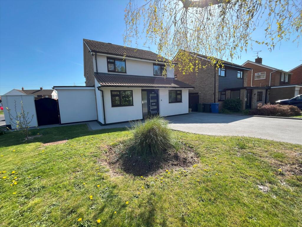 4 bed Detached for rent in Oakley Green. From Knight Frank - Lettings - Ascot & Virginia Water