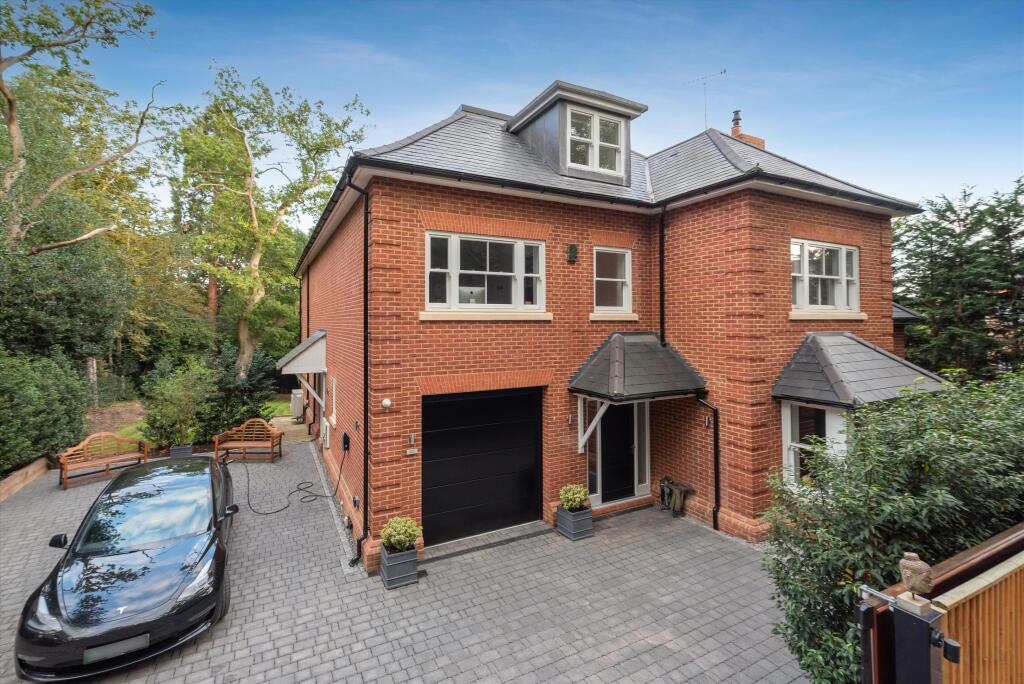 5 bed Detached for rent in Ascot. From Knight Frank - Lettings - Ascot & Virginia Water