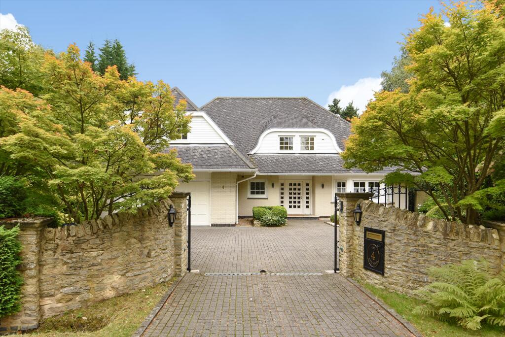 4 bed Detached for rent in Trumps Green. From Knight Frank - Lettings - Ascot & Virginia Water