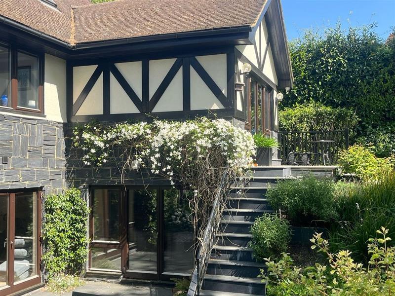 5 bed Detached for rent in South Ascot. From Knight Frank - Lettings - Ascot & Virginia Water