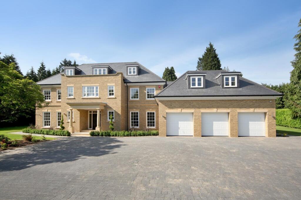 6 bed Detached for rent in Sunningdale. From Knight Frank - Lettings - Ascot & Virginia Water 6 bed Detached for rent in Sunningdale. From Knight Frank - Lettings - Ascot & Virginia Water