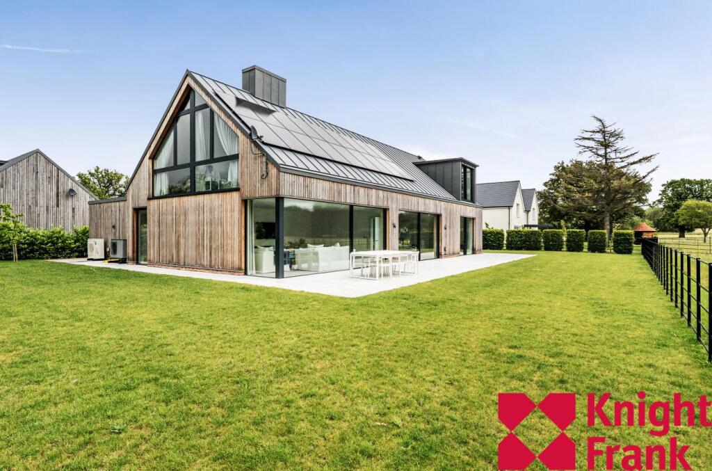 4 bed Detached for rent in Winkfield Street. From Knight Frank - Lettings - Ascot & Virginia Water
