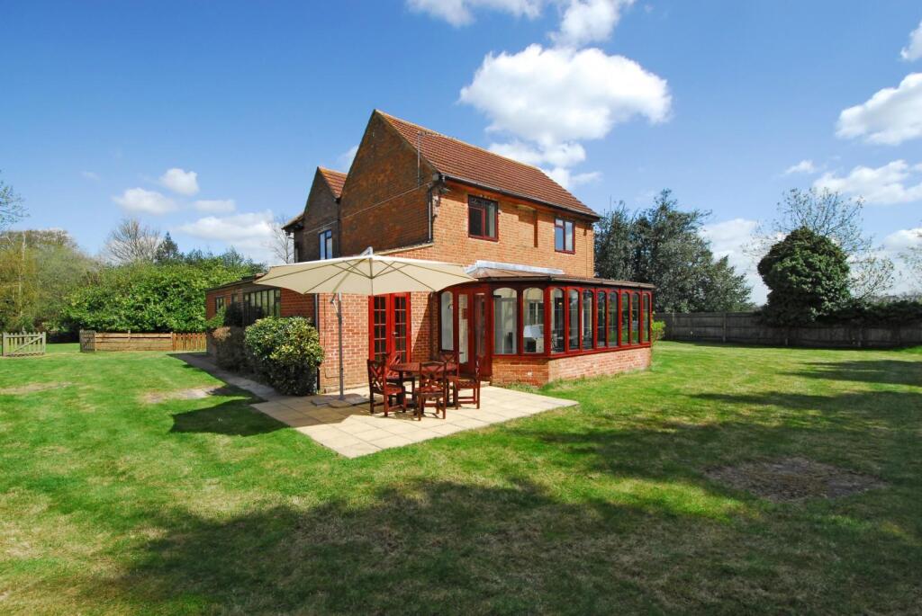 5 bed Detached for rent in Chavey Down. From Knight Frank - Lettings - Ascot & Virginia Water 5 bed Detached for rent in Chavey Down. From Knight Frank - Lettings - Ascot & Virginia Water