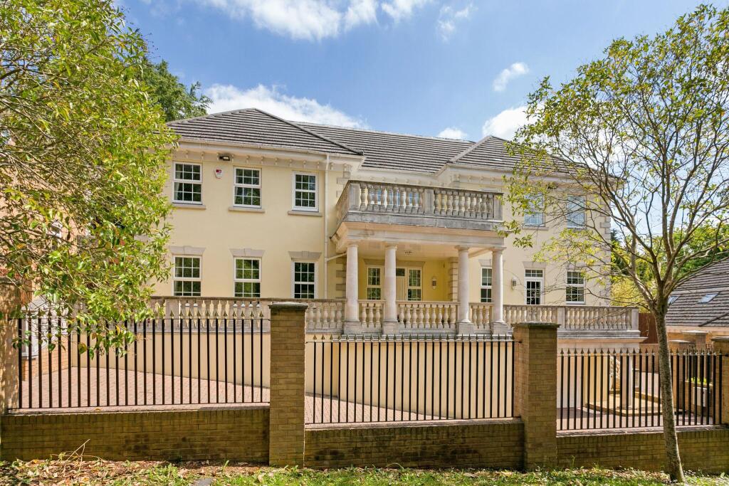 5 bed Detached for rent in Sunninghill. From Knight Frank - Lettings - Ascot & Virginia Water