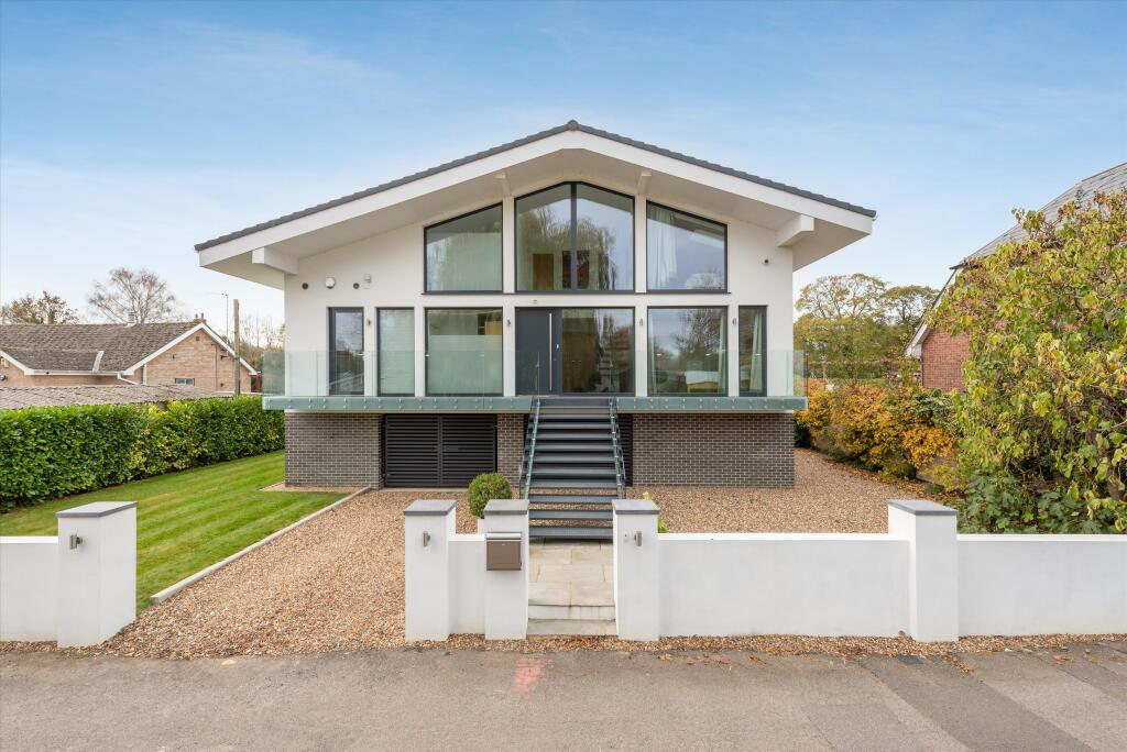 4 bed Detached for rent in Old Windsor. From Knight Frank - Lettings - Ascot & Virginia Water 4 bed Detached for rent in Old Windsor. From Knight Frank - Lettings - Ascot & Virginia Water