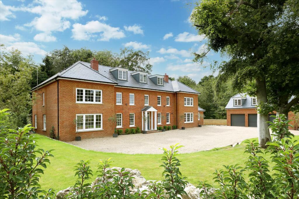 6 bed Detached for rent in South Ascot. From Knight Frank - Lettings - Ascot & Virginia Water 6 bed Detached for rent in South Ascot. From Knight Frank - Lettings - Ascot & Virginia Water