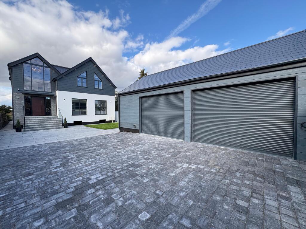 4 bed Detached for rent in Wraysbury. From Knight Frank - Lettings - Ascot & Virginia Water