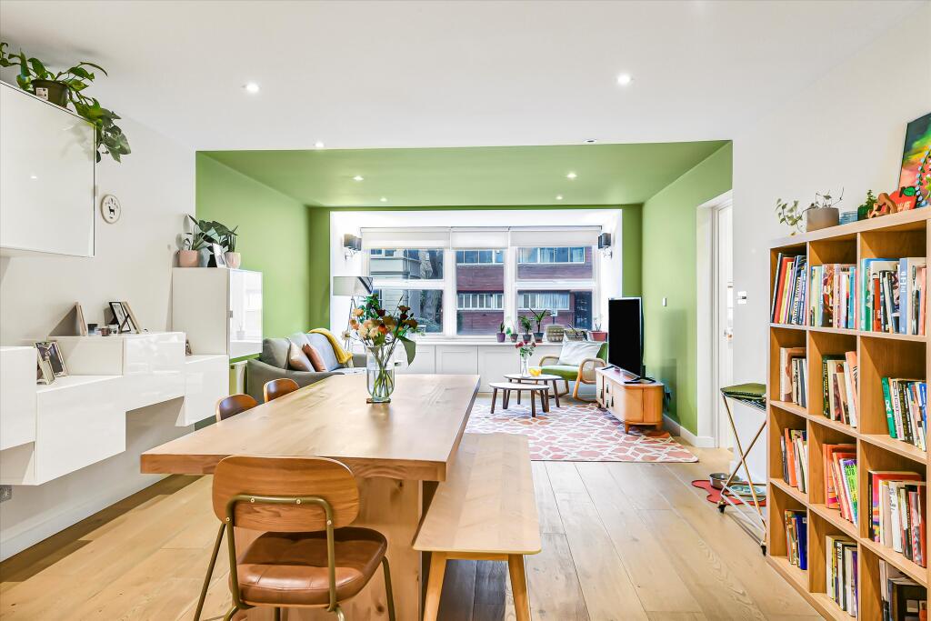 2 bed 1st Floor Flat for rent in Camden Town. From Knight Frank - Lettings - Belsize Park