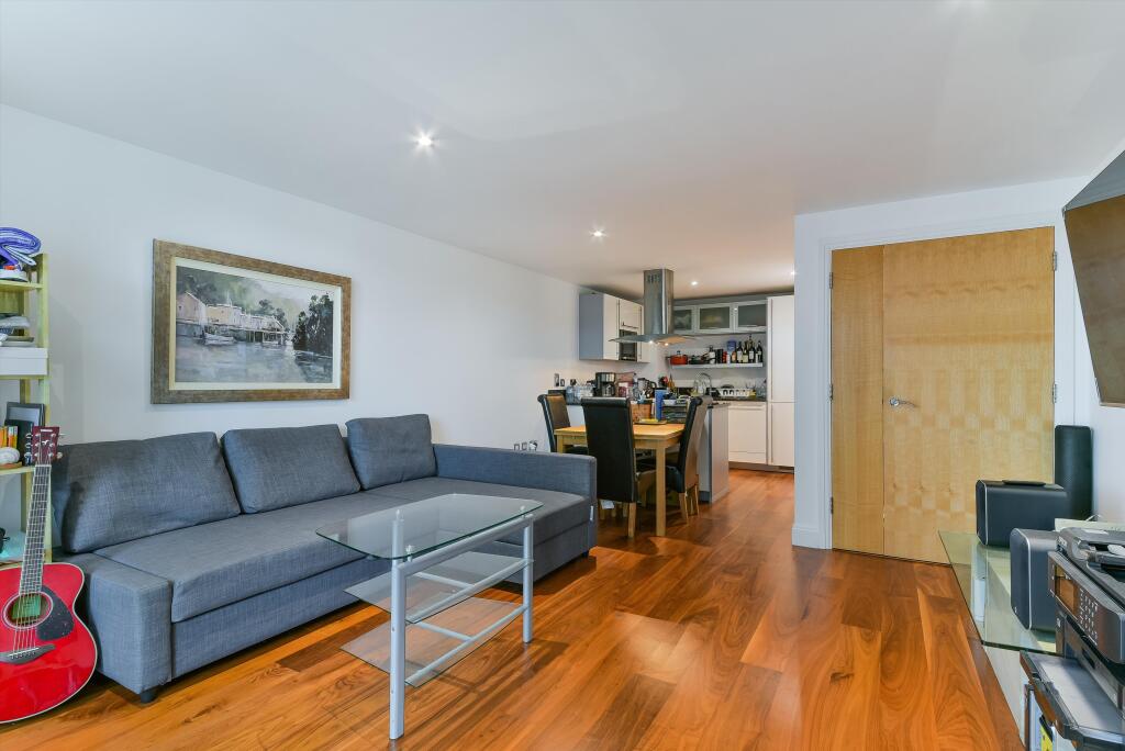 1 bed 1st Floor Flat for rent in Hampstead. From Knight Frank - Lettings - Belsize Park