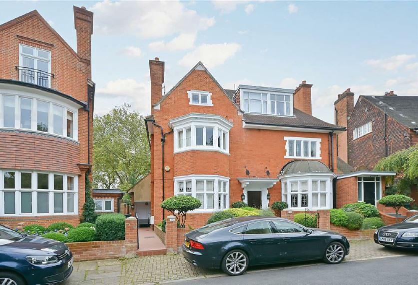 2 bed 1st Floor Flat for rent in Hampstead. From Knight Frank - Lettings - Belsize Park