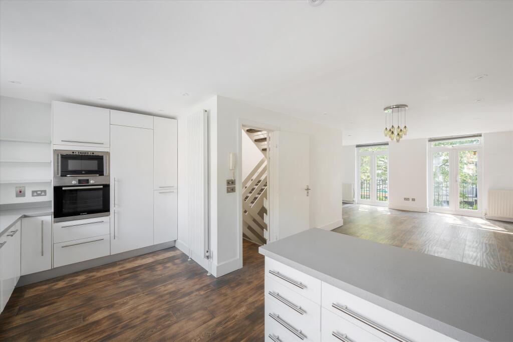 4 bed Mid Terraced House for rent in London. From Knight Frank - Lettings - Belsize Park