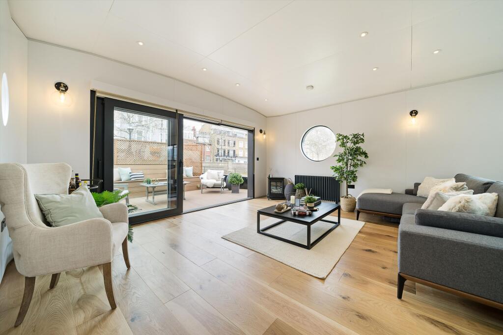 3 bed House Boat for rent in London. From Knight Frank - Lettings - Chelsea