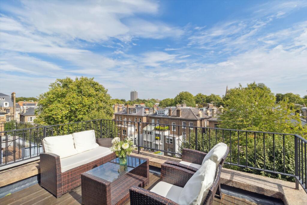 2 bed 1st Floor Flat for rent in Chelsea. From Knight Frank - Lettings - Chelsea