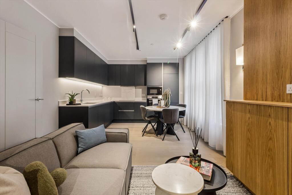 2 bed 1st Floor Flat for rent in London. From Knight Frank - Marylebone