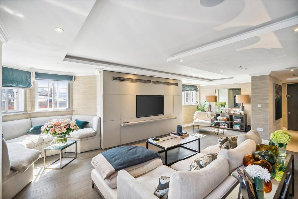 3 bed Apartment for rent in Camden Town. From Knight Frank - Marylebone