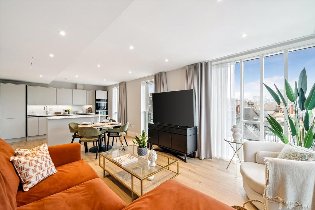 3 bed 1st Floor Flat for rent in London. From Knight Frank - Marylebone