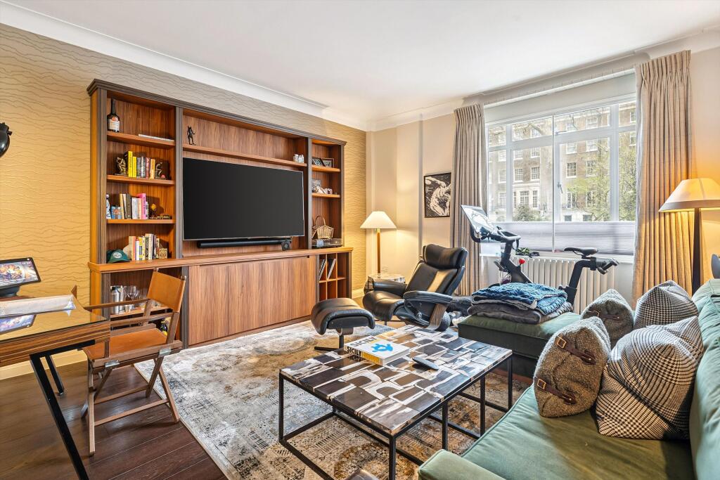 3 bed 1st Floor Flat for rent in London. From Knight Frank - Marylebone