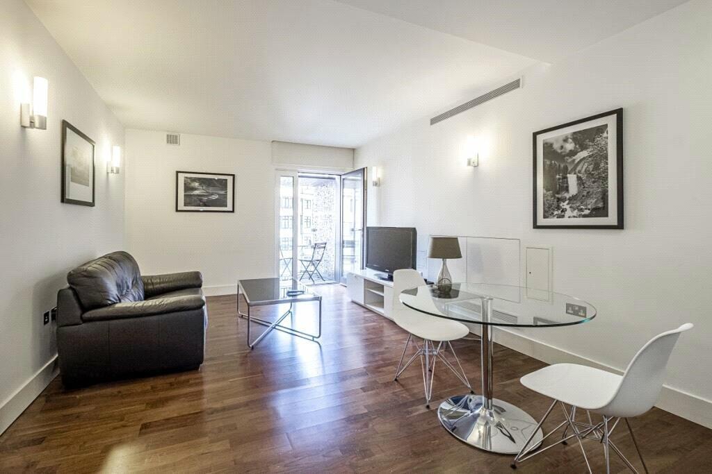 2 bed 1st Floor Flat for rent in London. From Knight Frank - Marylebone