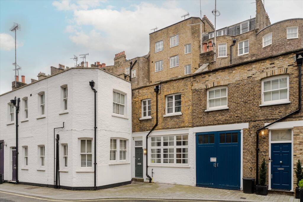 3 bed Mid Terraced House for rent in London. From Knight Frank - Marylebone