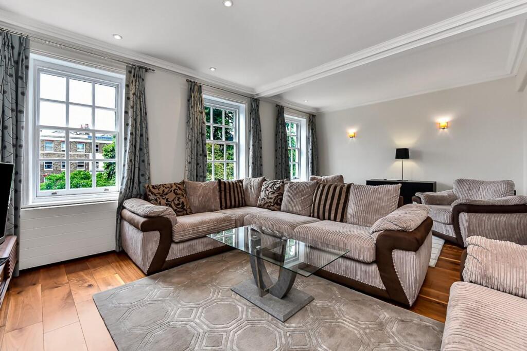 3 bed 1st Floor Flat for rent in London. From Knight Frank - Marylebone