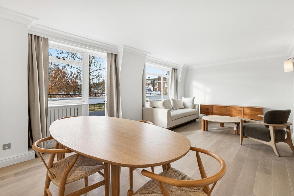 3 bed 1st Floor Flat for rent in London. From Knight Frank - Lettings - Knightsbridge
