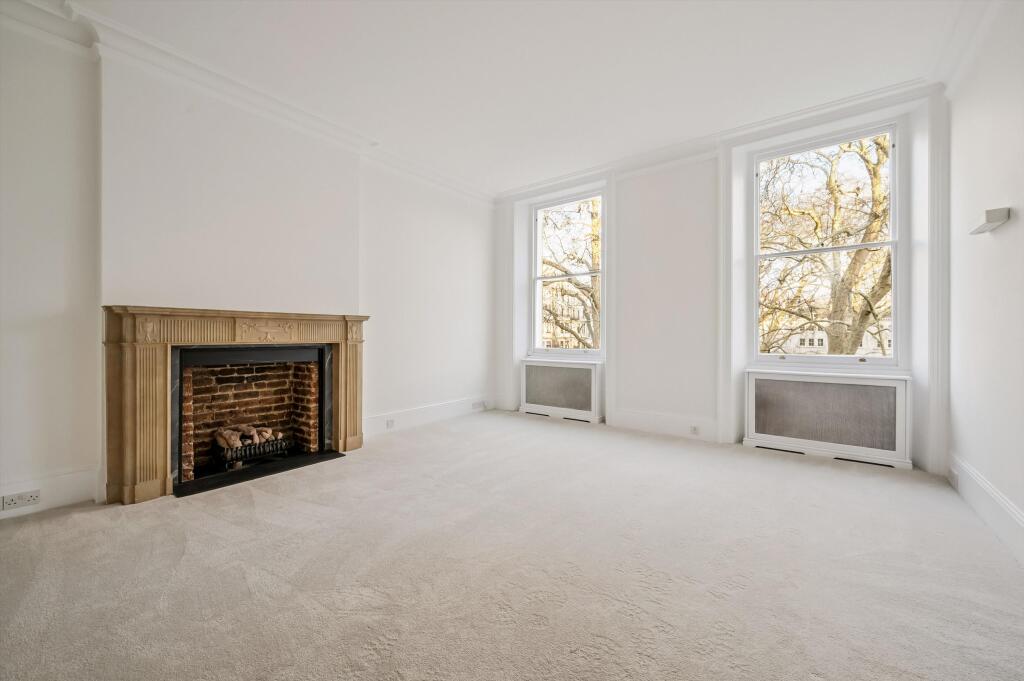 2 bed 1st Floor Flat for rent in London. From Knight Frank - Lettings - Knightsbridge