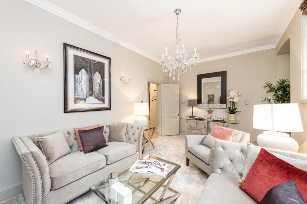 2 bed 1st Floor Flat for rent in London. From Knight Frank - Lettings - Knightsbridge