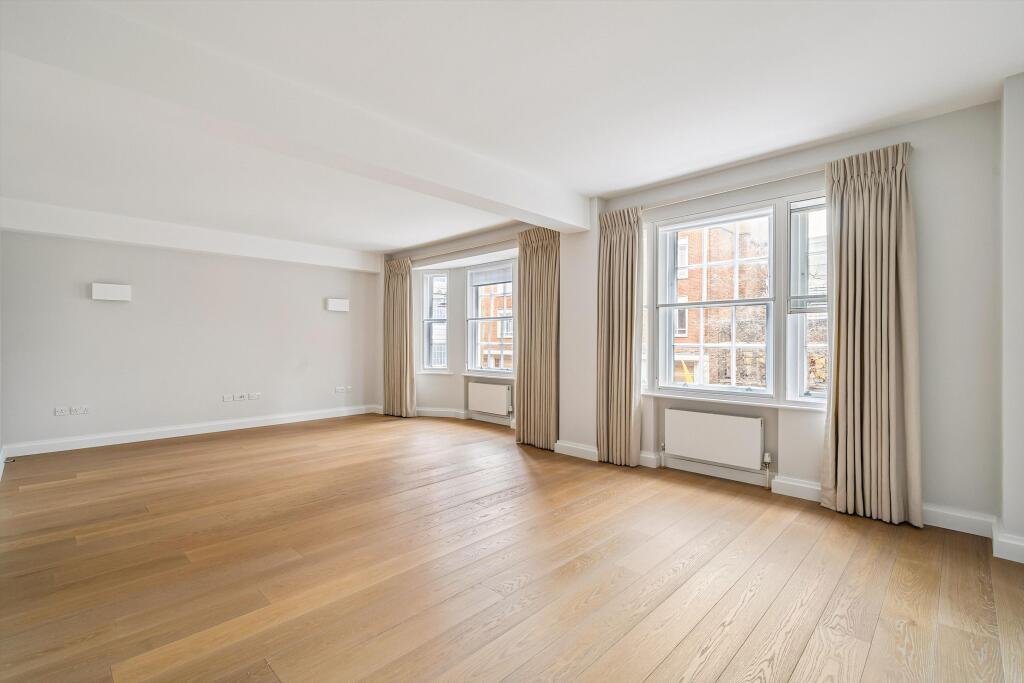3 bed 1st Floor Flat for rent in London. From Knight Frank - Lettings - Knightsbridge