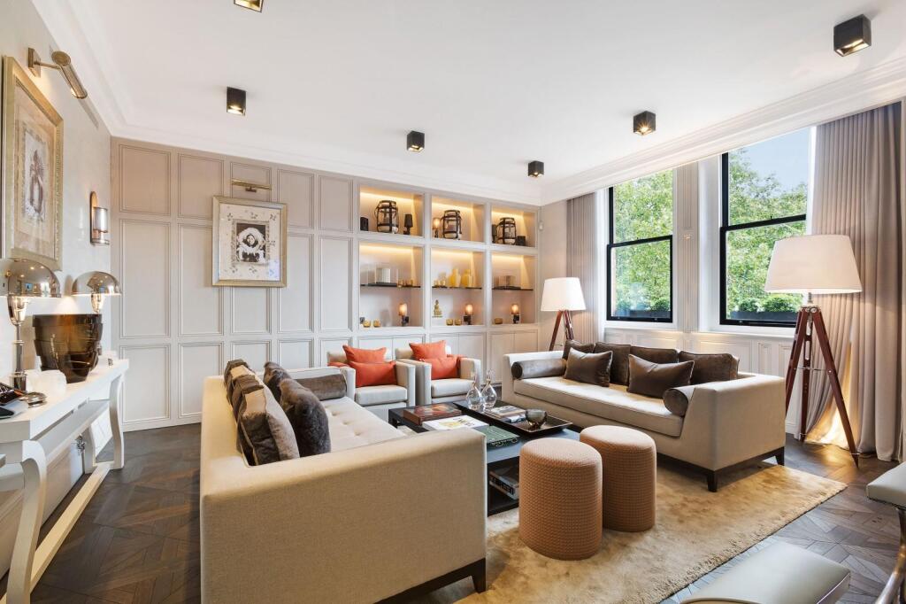5 bed 1st Floor Flat for rent in Chelsea. From Knight Frank - Lettings - Knightsbridge