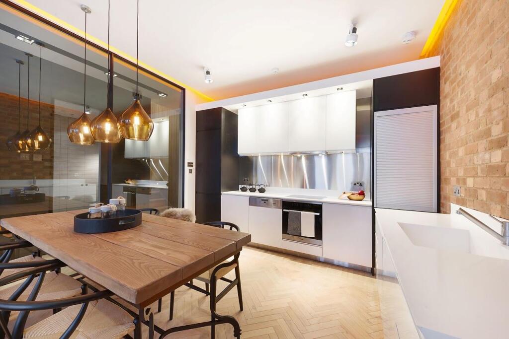 3 bed Mid Terraced House for rent in London. From Knight Frank - Lettings - Knightsbridge