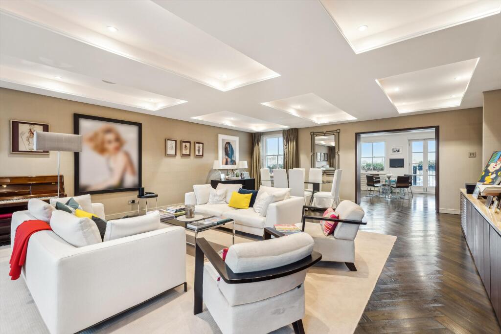 3 bed 1st Floor Flat for rent in Chelsea. From Knight Frank - Lettings - Knightsbridge