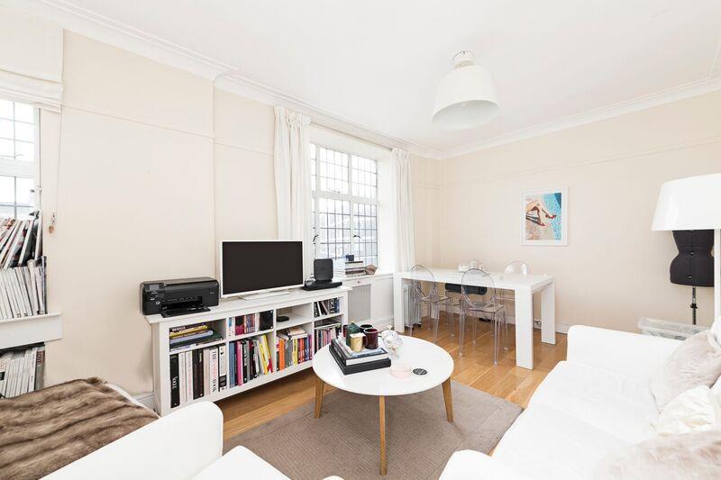 1 bed 1st Floor Flat for rent in London. From Knight Frank - Lettings - Knightsbridge