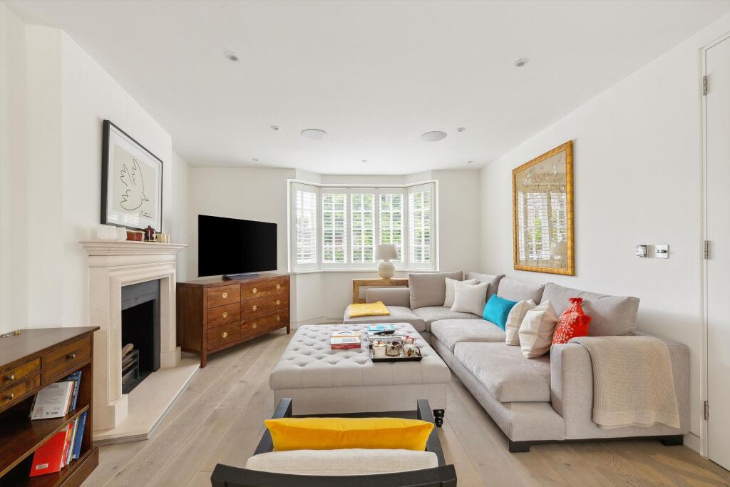 3 bed End of Terrace for rent in Chelsea. From Knight Frank - Lettings - Knightsbridge