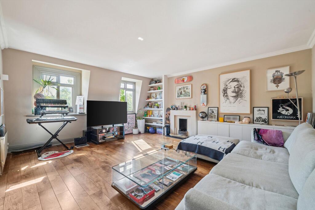 2 bed 1st Floor Flat for rent in Chelsea. From Knight Frank - Lettings - Knightsbridge