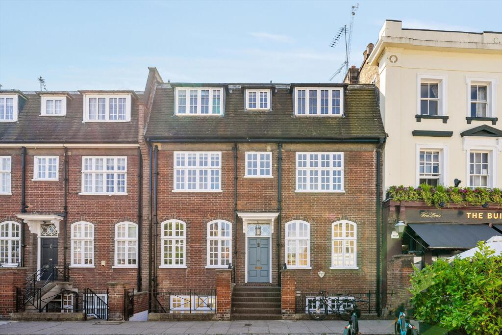 5 bed Mid Terraced House for rent in Chelsea. From Knight Frank - Lettings - Knightsbridge