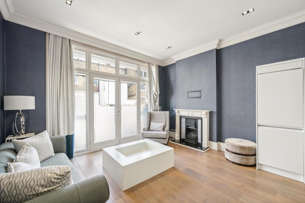 2 bed 1st Floor Flat for rent in Chelsea. From Knight Frank - Lettings - Knightsbridge
