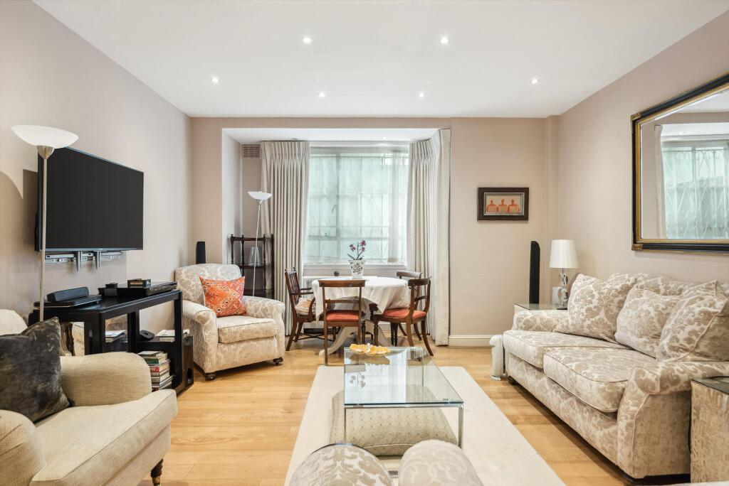2 bed 1st Floor Flat for rent in London. From Knight Frank - Lettings - Knightsbridge
