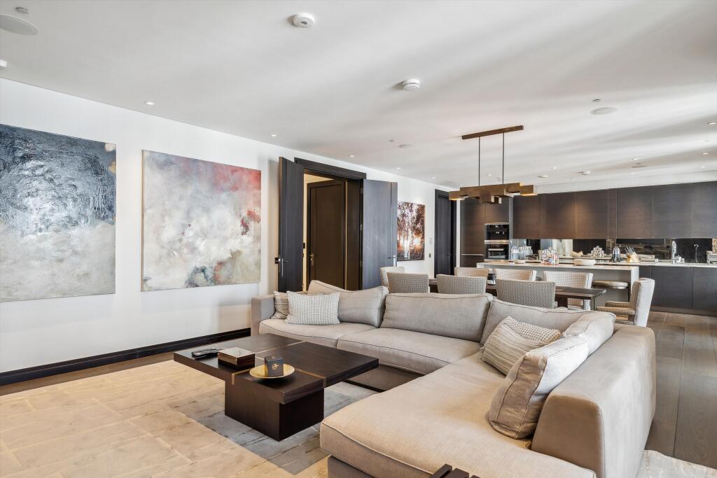 2 bed 1st Floor Flat for rent in London. From Knight Frank - Lettings - Knightsbridge