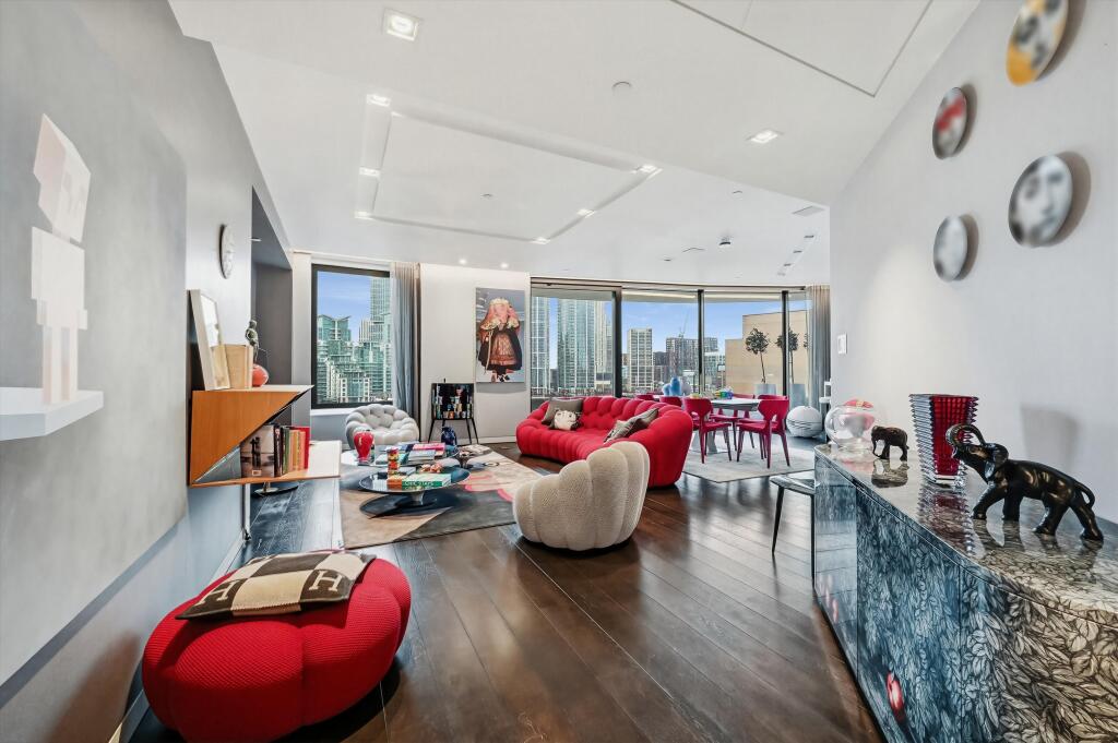 3 bed 1st Floor Flat for rent in Westminster. From Knight Frank - Lettings - Battersea